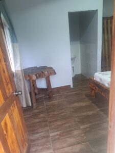 Habitaciones matrimoniales con baño privado