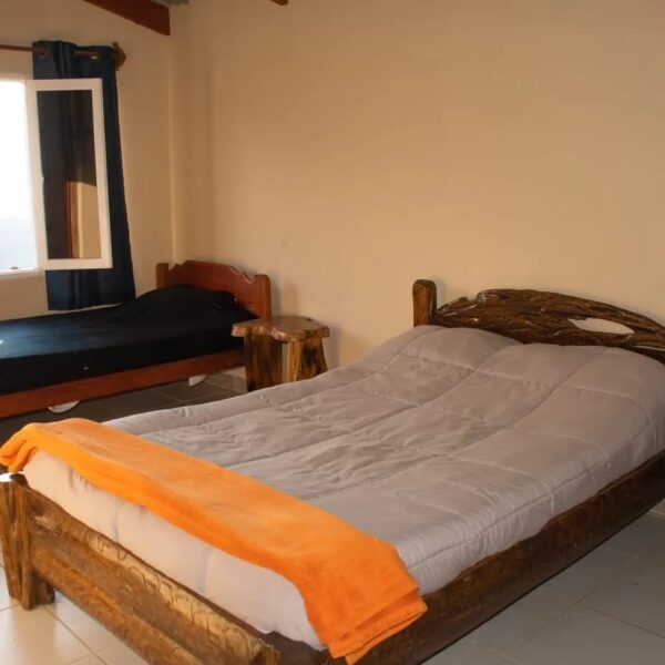 ECOLODGE AGUACATE CASA FAMILIAR 15 PERSONAS